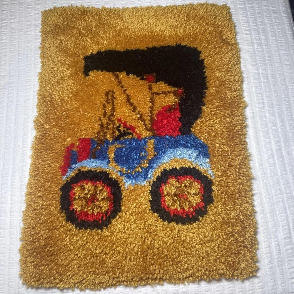 VTG Decor 70/80s Car Latch Hook Shag Rug Wall Art Grandpa Core Gold 27